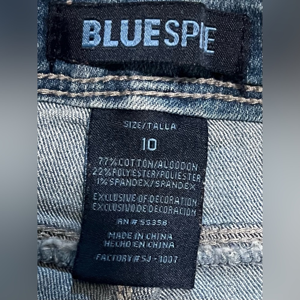 Girls jean shorts - Picture 2 of 4